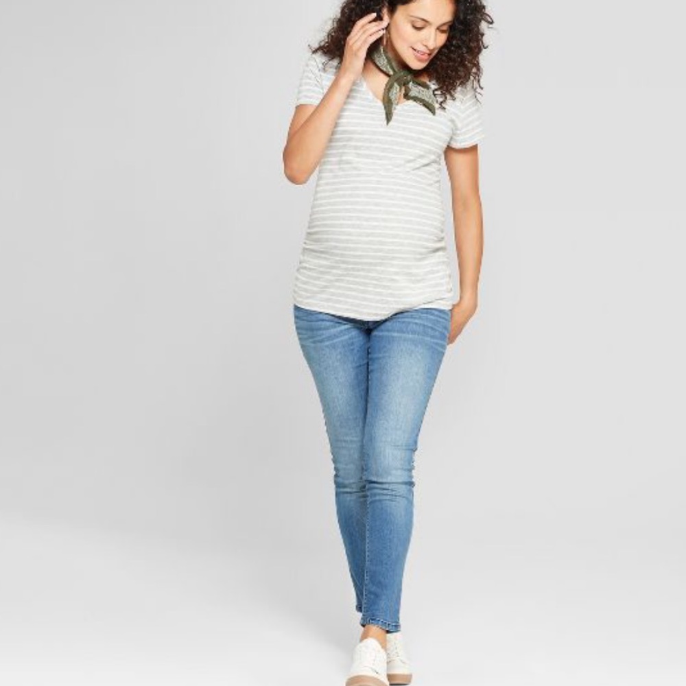 High-Rise Inset Panel Maternity Jeggings Maternity by Ingrid & Isabel Light Wash